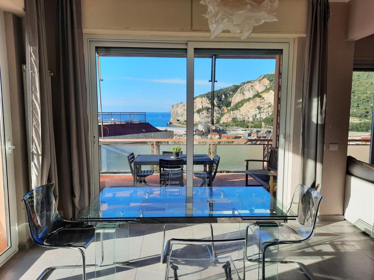 Casa Matilde - Appartamento Vista Mare - Con Posto Auto Finale Ligure Exterior photo