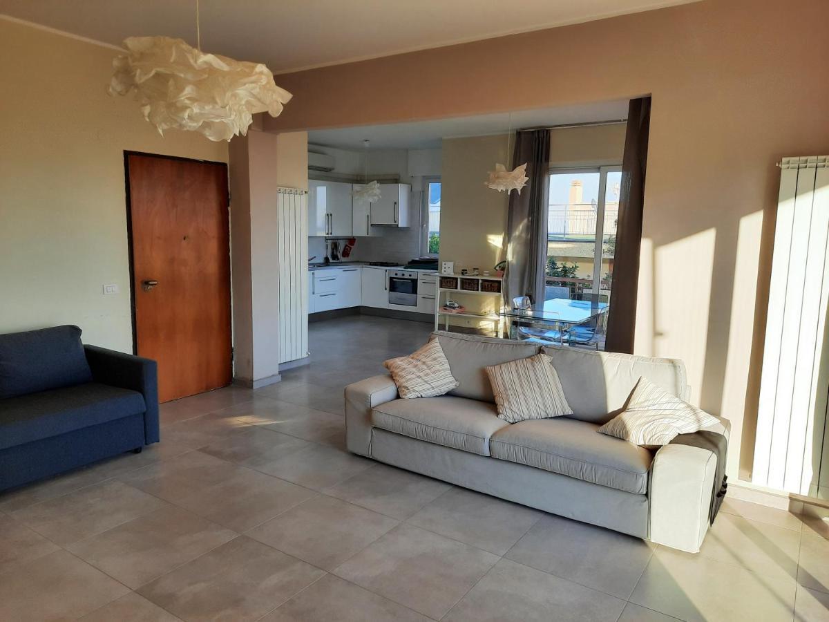 Casa Matilde - Appartamento Vista Mare - Con Posto Auto Finale Ligure Exterior photo